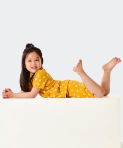 Creamwear.shop1559db2032 1