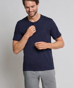 Creamwear.shop9a30ae1173 1